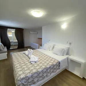 https://alamanas-house-ideal-for-couples.hotels-in-mykonosisland.net